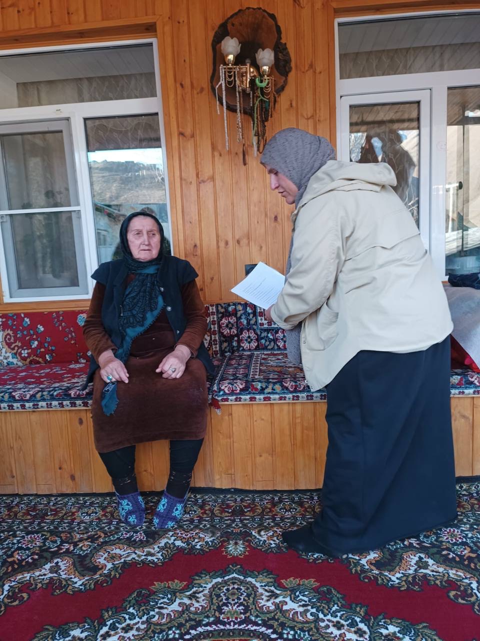 В КЦСОН Агульского района регулярно проводятся выездные проверки качества социальных услуг, предоставляемых на дому подопечным центра.